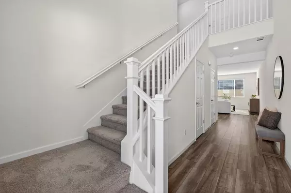 Citrus Heights, CA 95610,6177 Florence ALY