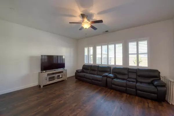 Patterson, CA 95363,256 Bella Flora LN