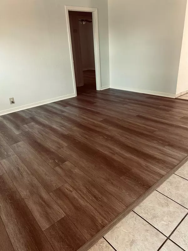 Sacramento, CA 95824,6333 35th AVE