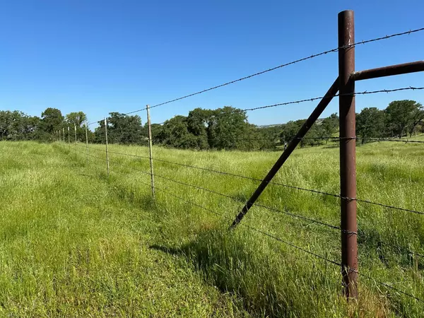 La Grange, CA 95329,2 Zorro RD