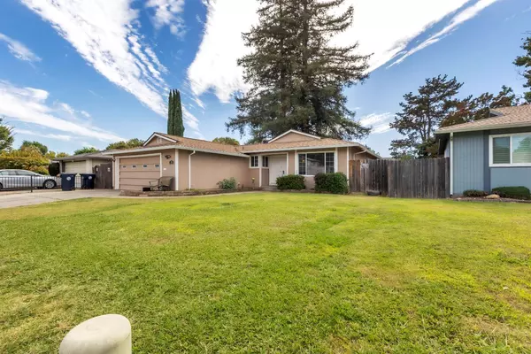 Sacramento, CA 95823,20 Lochmoor