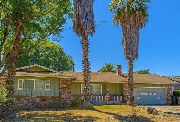 1647 Jerry AVE, Escalon, CA 95320