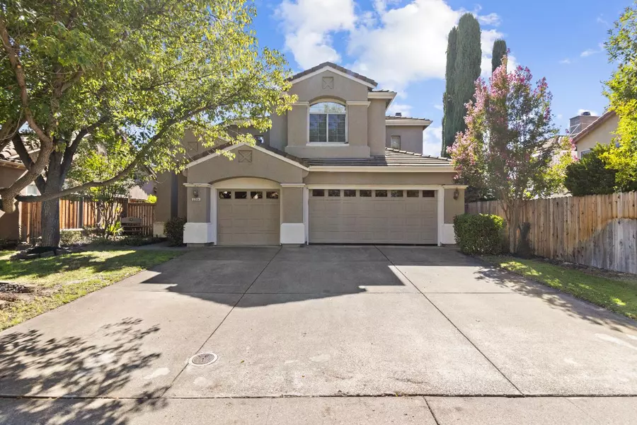 3204 Camelot DR, Rocklin, CA 95765