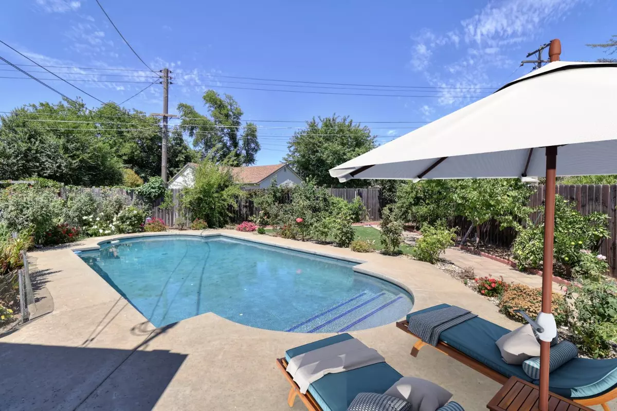 Sacramento, CA 95827,10039 Nebula WAY