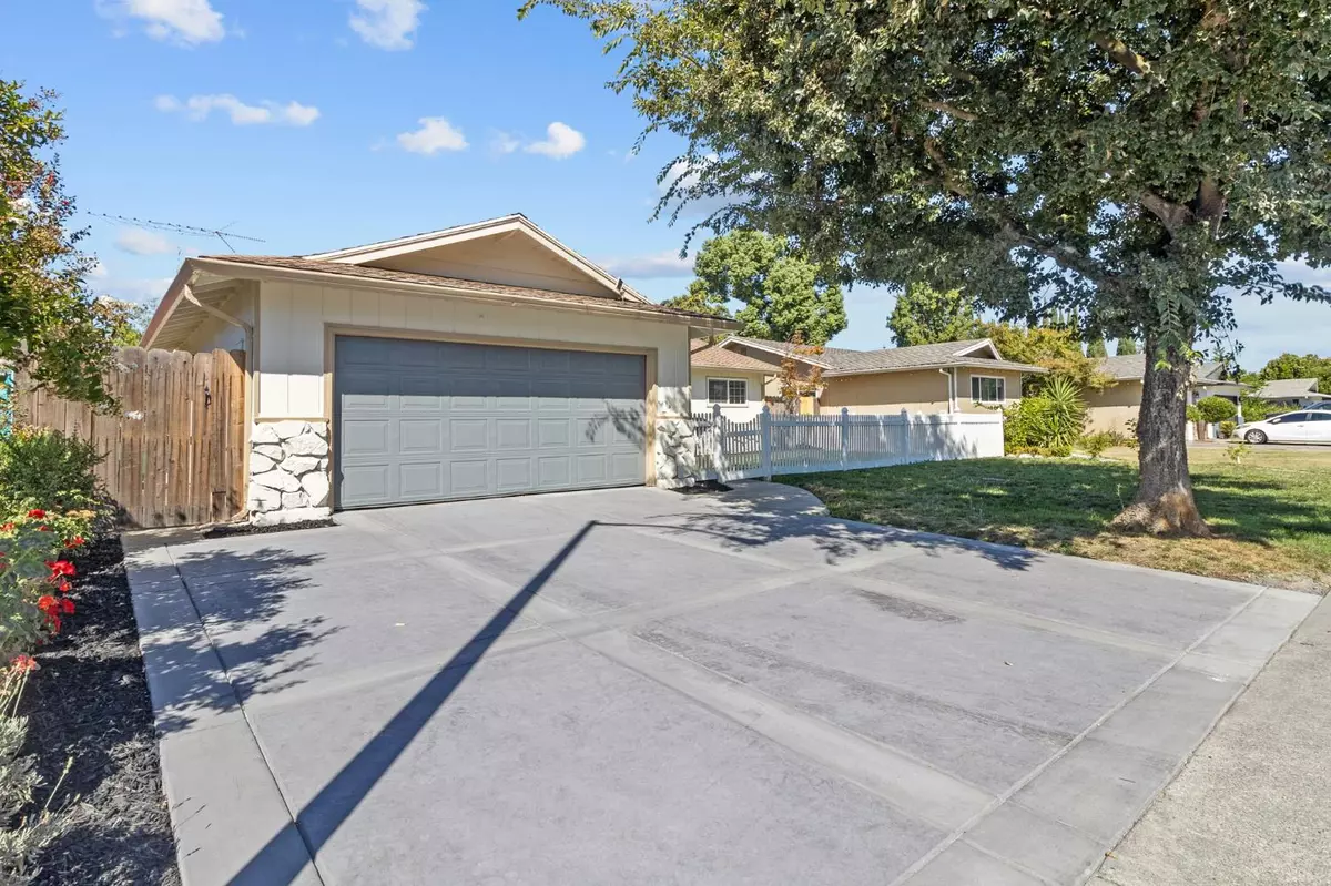 Stockton, CA 95210,8733 Ensenada Drive