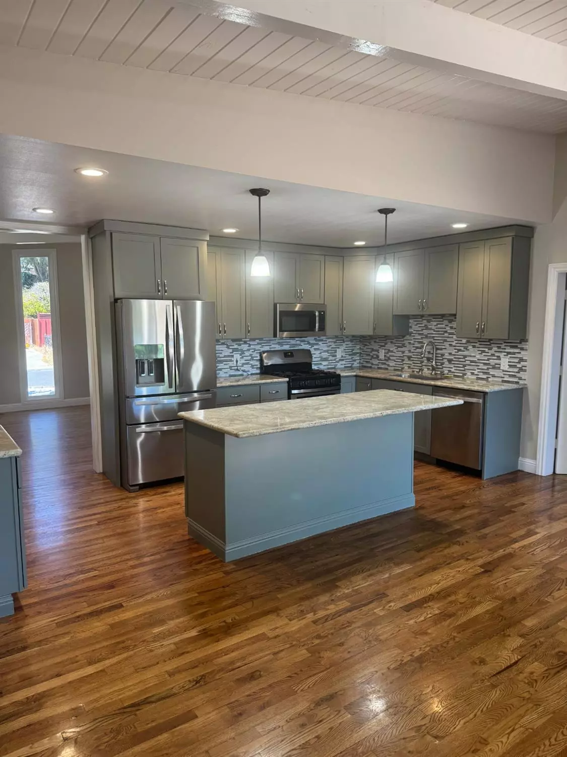San Pablo, CA 94806,2712 Oharte RD