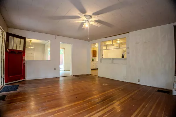 Placerville, CA 95667,2896 Clay ST