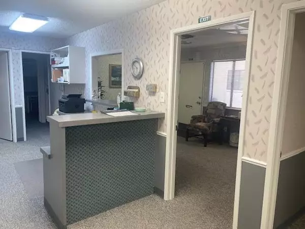 Sacramento, CA 95825,H Avondale AVE #H