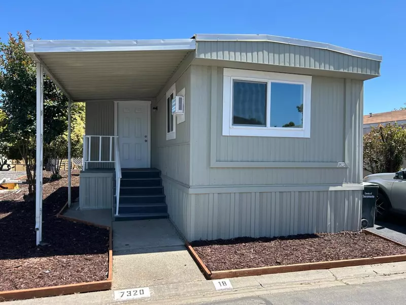 7320 Azimuth LN #18, Sacramento, CA 95842
