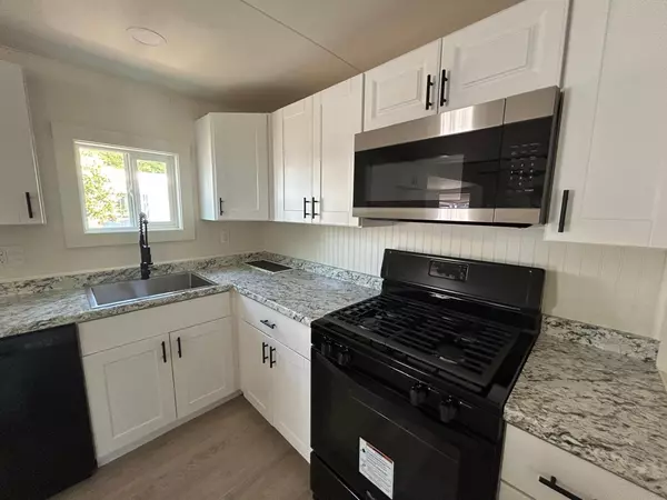 Sacramento, CA 95842,7320 Azimuth LN #18