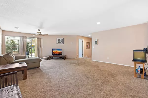 Patterson, CA 95363,1127 Kestrel DR