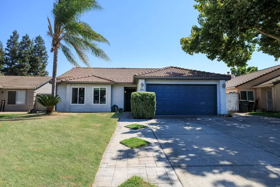 361 S Maag AVE, Oakdale, CA 95361