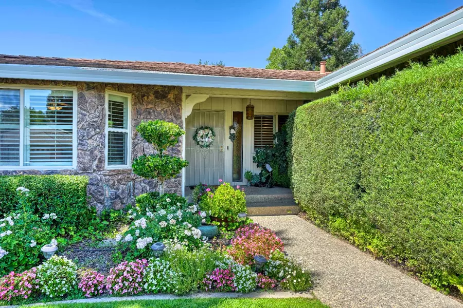 3415 Oakcreek DR, Rocklin, CA 95677