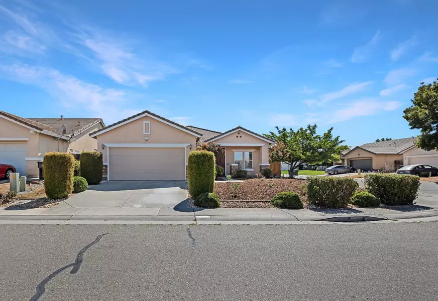 8331 Inderkum WAY, Sacramento, CA 95829