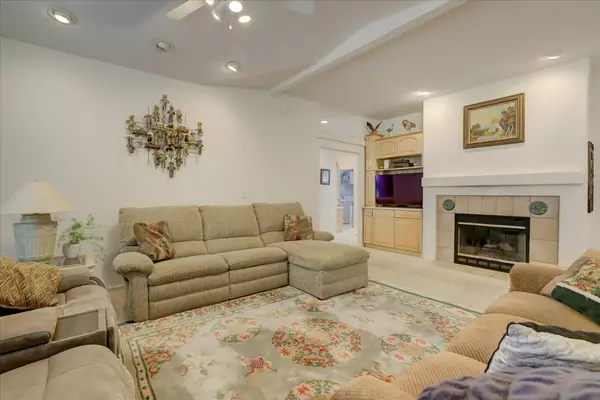 Penn Valley, CA 95946,10966 Badger CT