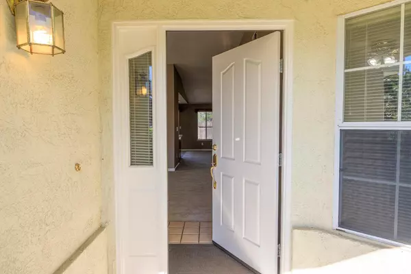 Oakdale, CA 95361,200 Fairwood DR