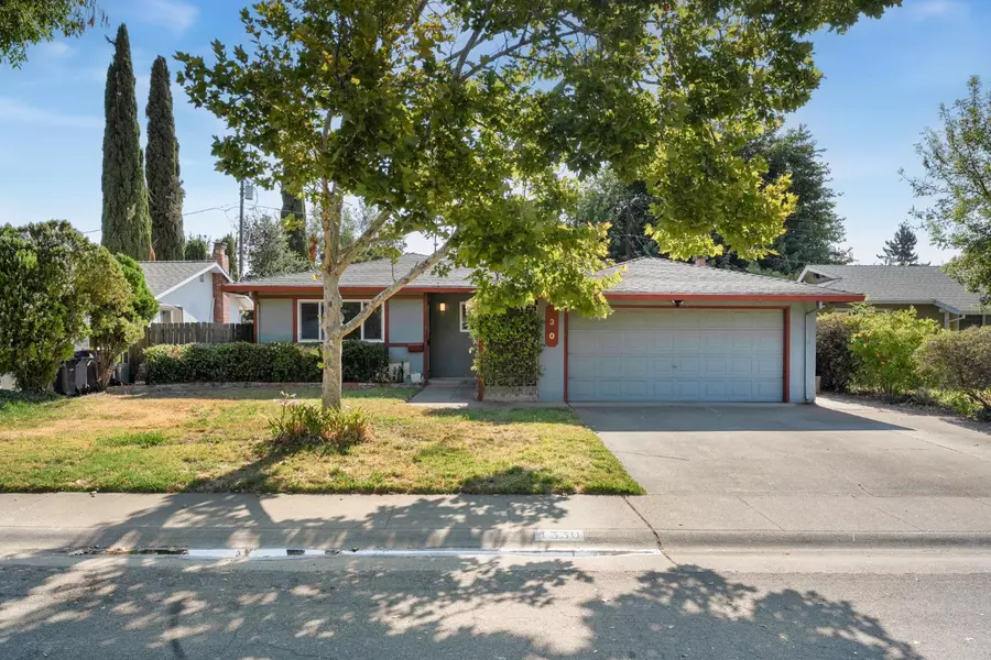 1330 Alder PL, Davis, CA 95618