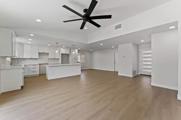 Citrus Heights, CA 95621,6336 Twin Wood WAY