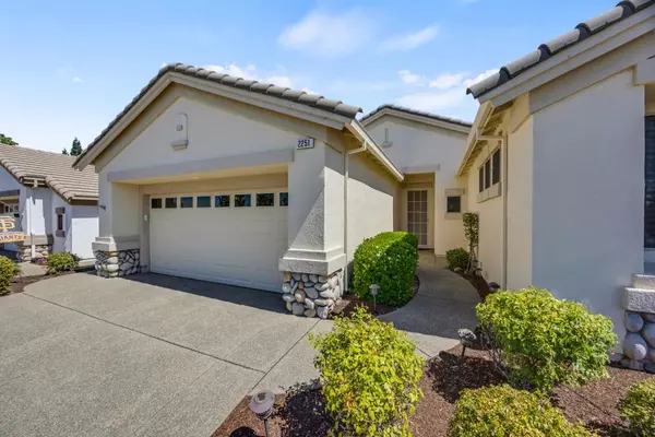 Lincoln, CA 95648,2251 Pebblestone LN