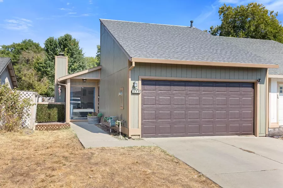 275 R St, Lincoln, CA 95648