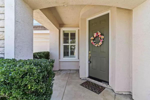 Olivehurst, CA 95961,2178 August WAY