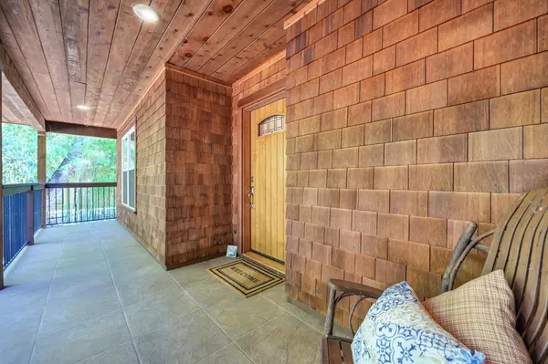 Coloma, CA 95613,570 River RD