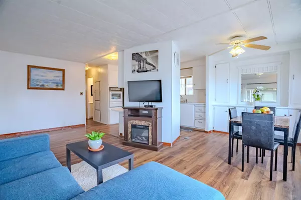 Ceres, CA 95307,4812 ESMAR RD #12