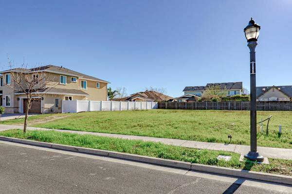 2610 Celebration WAY, Woodland, CA 95776
