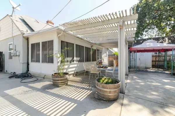 Sacramento, CA 95820,4730 7th AVE