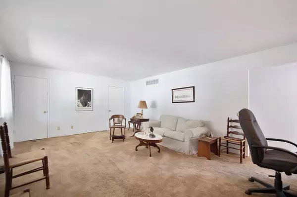 Fair Oaks, CA 95628,8136 Niessen WAY