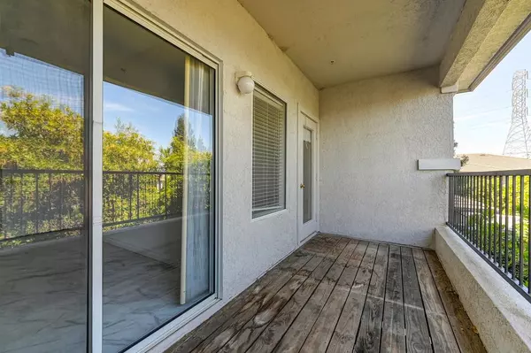 Roseville, CA 95678,701 Gibson DR #534