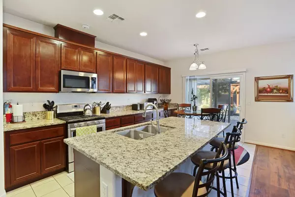 Manteca, CA 95337,443 Catmint ST