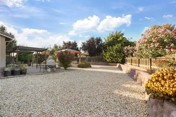 Manteca, CA 95337,443 Catmint ST