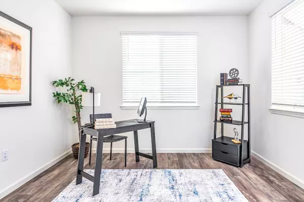 Roseville, CA 95747,3021 Mohawk WAY