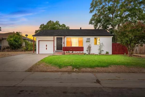 214 Bay DR, Sacramento, CA 95815