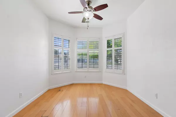 Turlock, CA 95382,995 W Springer DR