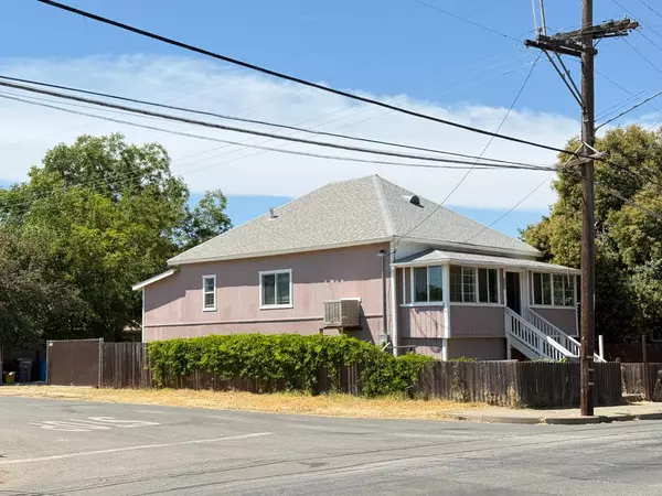 3284 Myers ST, Oroville, CA 95966
