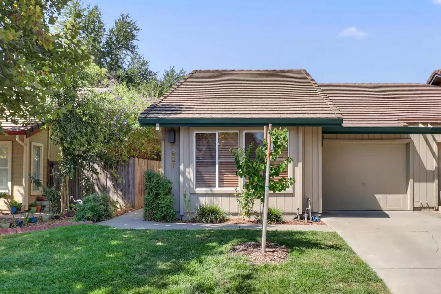 927 La Coruno ST, Davis, CA 95618