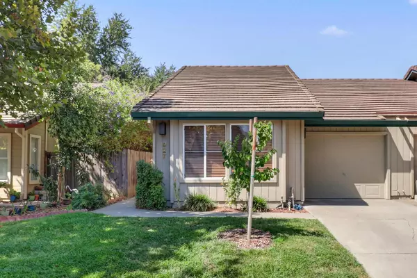 927 La Coruno ST, Davis, CA 95618