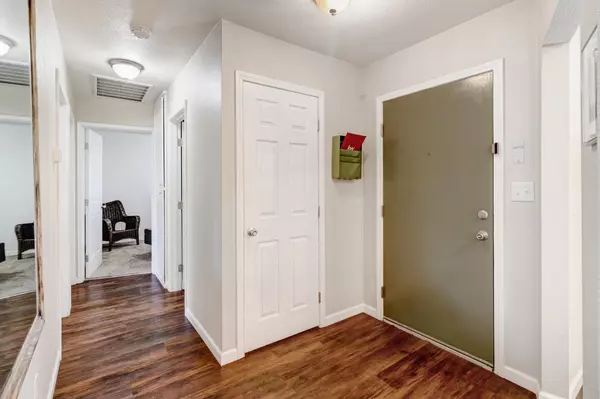 Sacramento, CA 95864,3132 Berkshire WAY