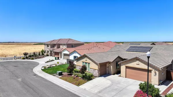Roseville, CA 95747,208 Valentino CT