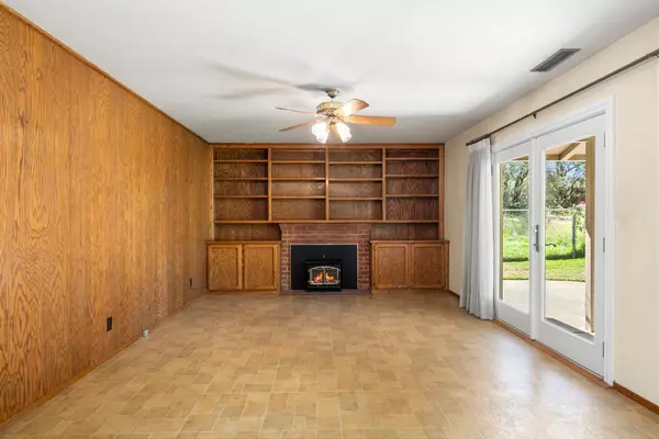 Fair Oaks, CA 95628,5221 Tucson CIR