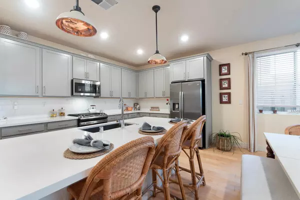 Tracy, CA 95377,7072 E Seraphina Dr.