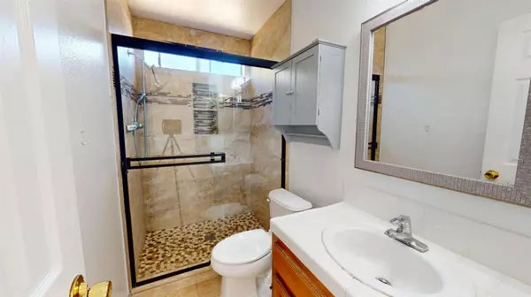 Manteca, CA 95336,771 Cheshire CT