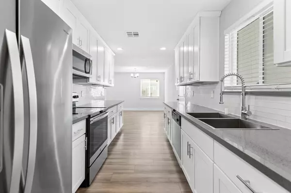 Sacramento, CA 95822,2130 Aaron WAY