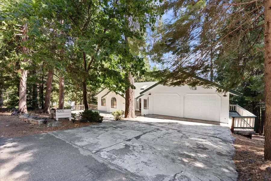4005 Garnet RD, Pollock Pines, CA 95726