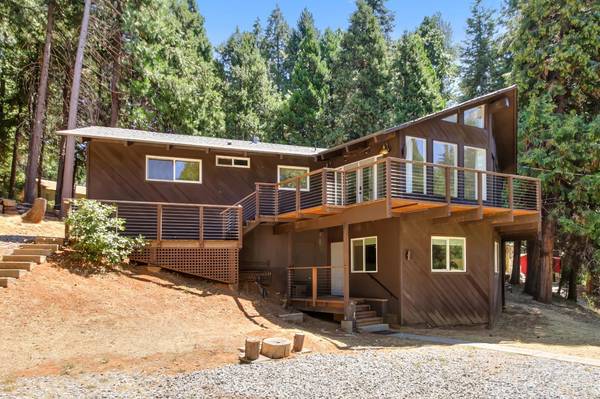 7115 Lakewood DR, Pollock Pines, CA 95726