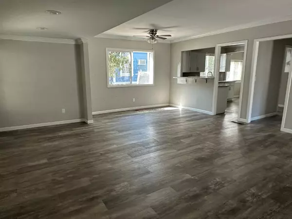 Modesto, CA 95354,217 Semple ST