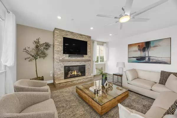 Folsom, CA 95630,3177 Hinsdale CT