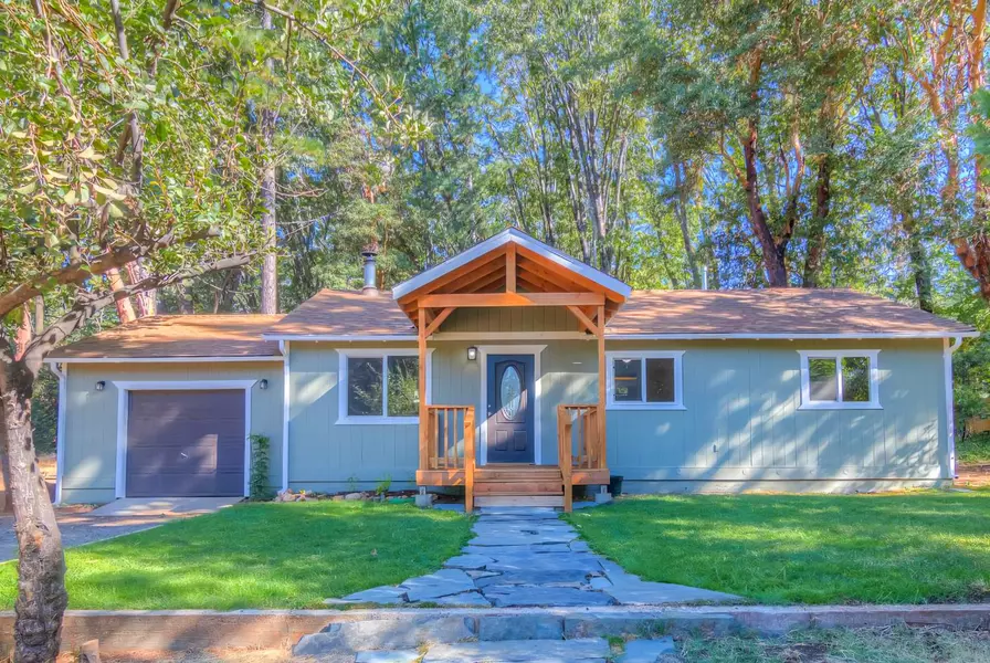 22461 Foresthill RD, Foresthill, CA 95631